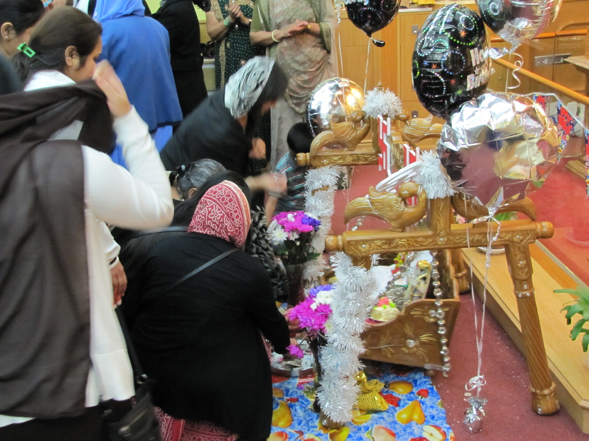 ©1987-2017 SKS Swaminarayan Temple East London
