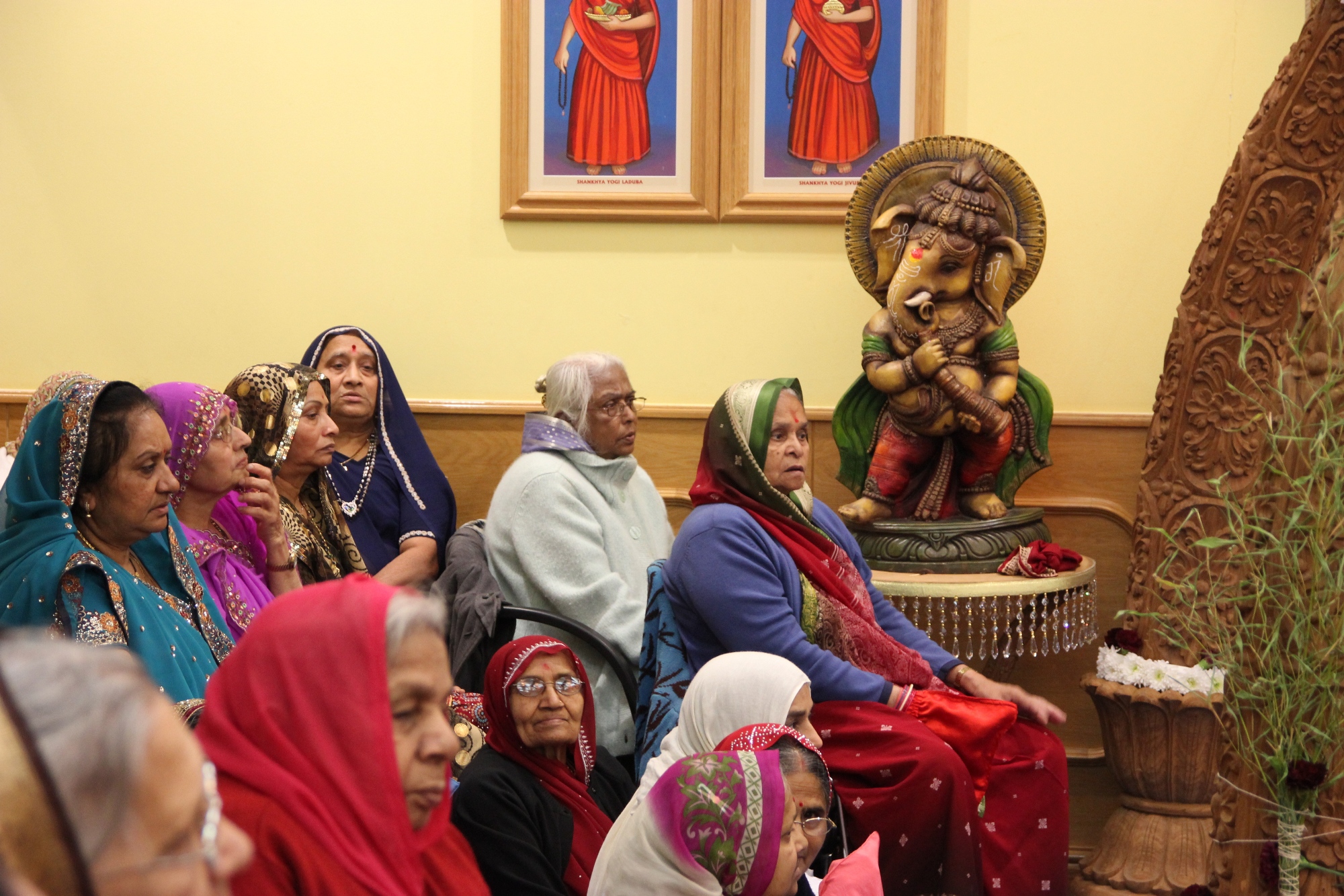 ©1987-2017 SKS Swaminarayan Temple East London