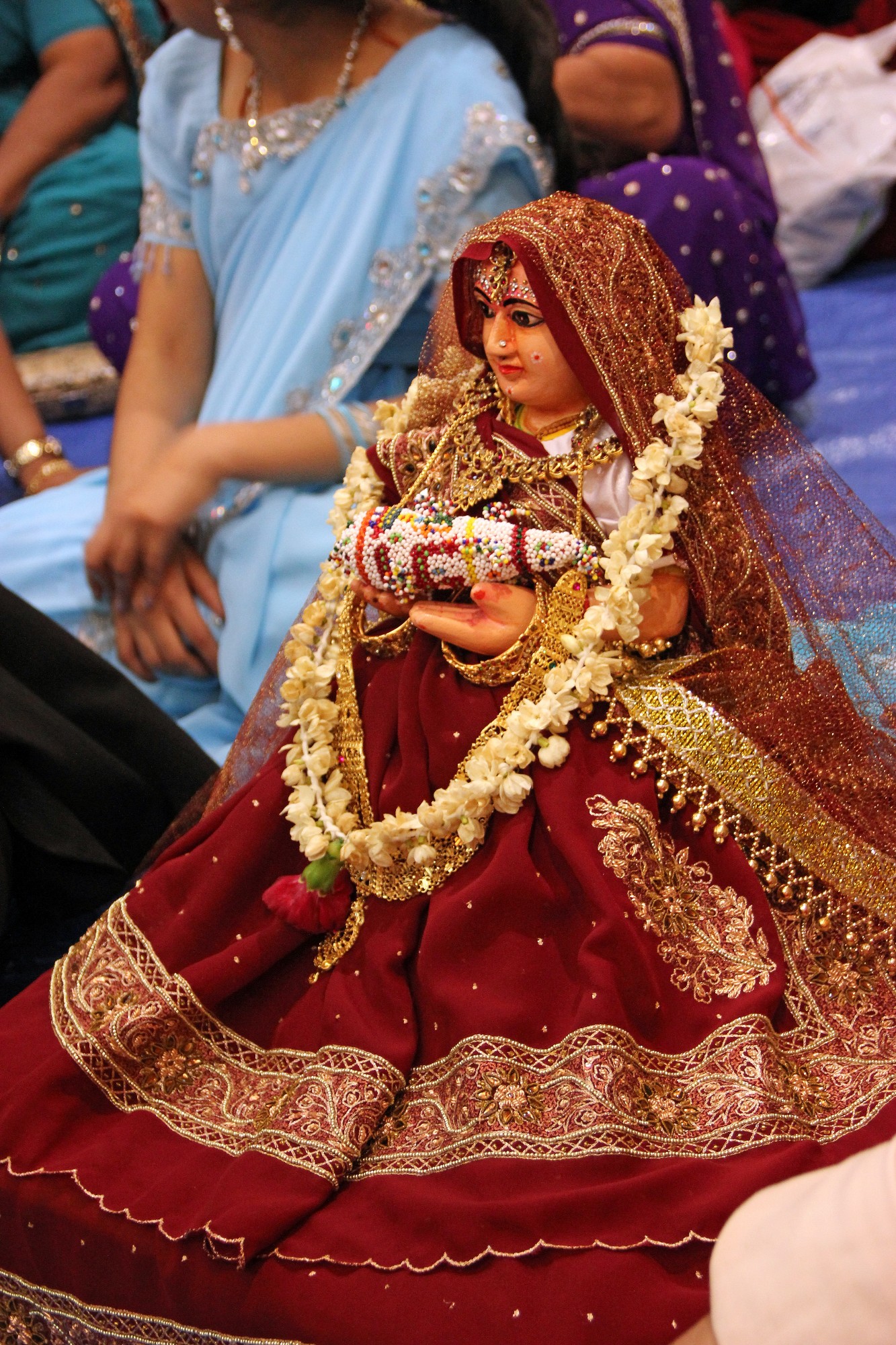 ©1987-2017 SKS Swaminarayan Temple East London