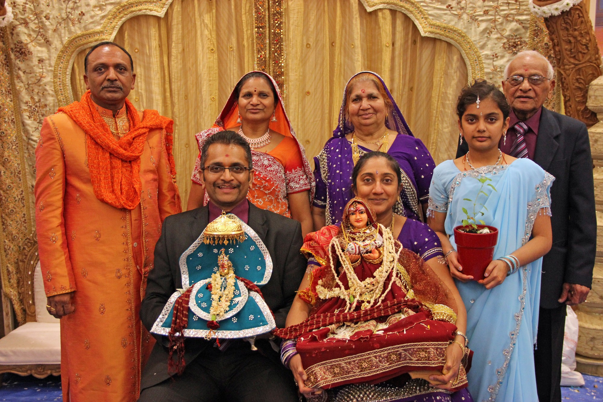 ©1987-2017 SKS Swaminarayan Temple East London