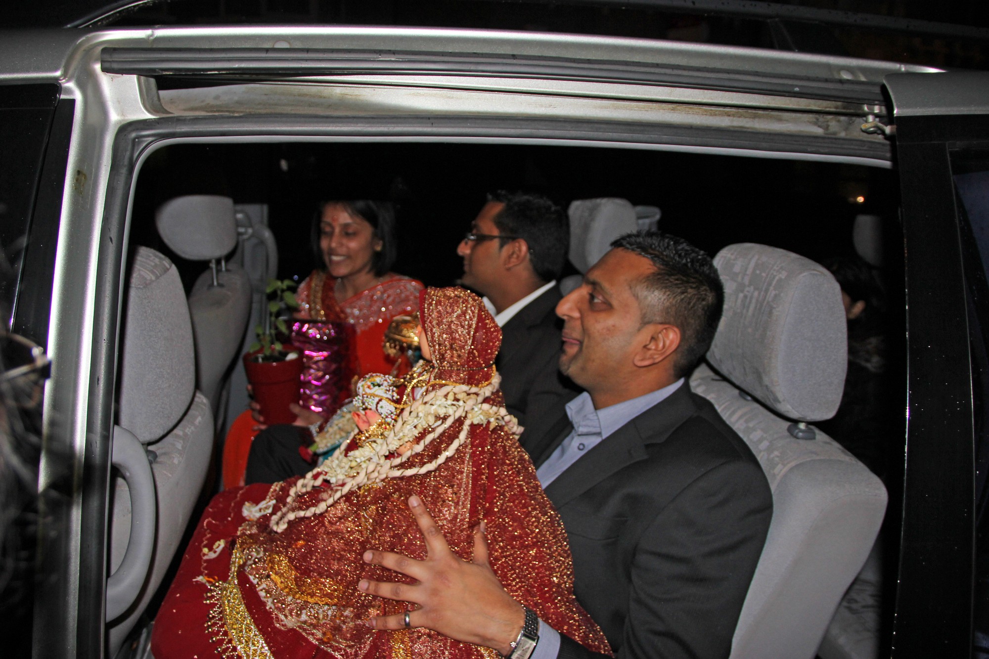 ©1987-2017 SKS Swaminarayan Temple East London