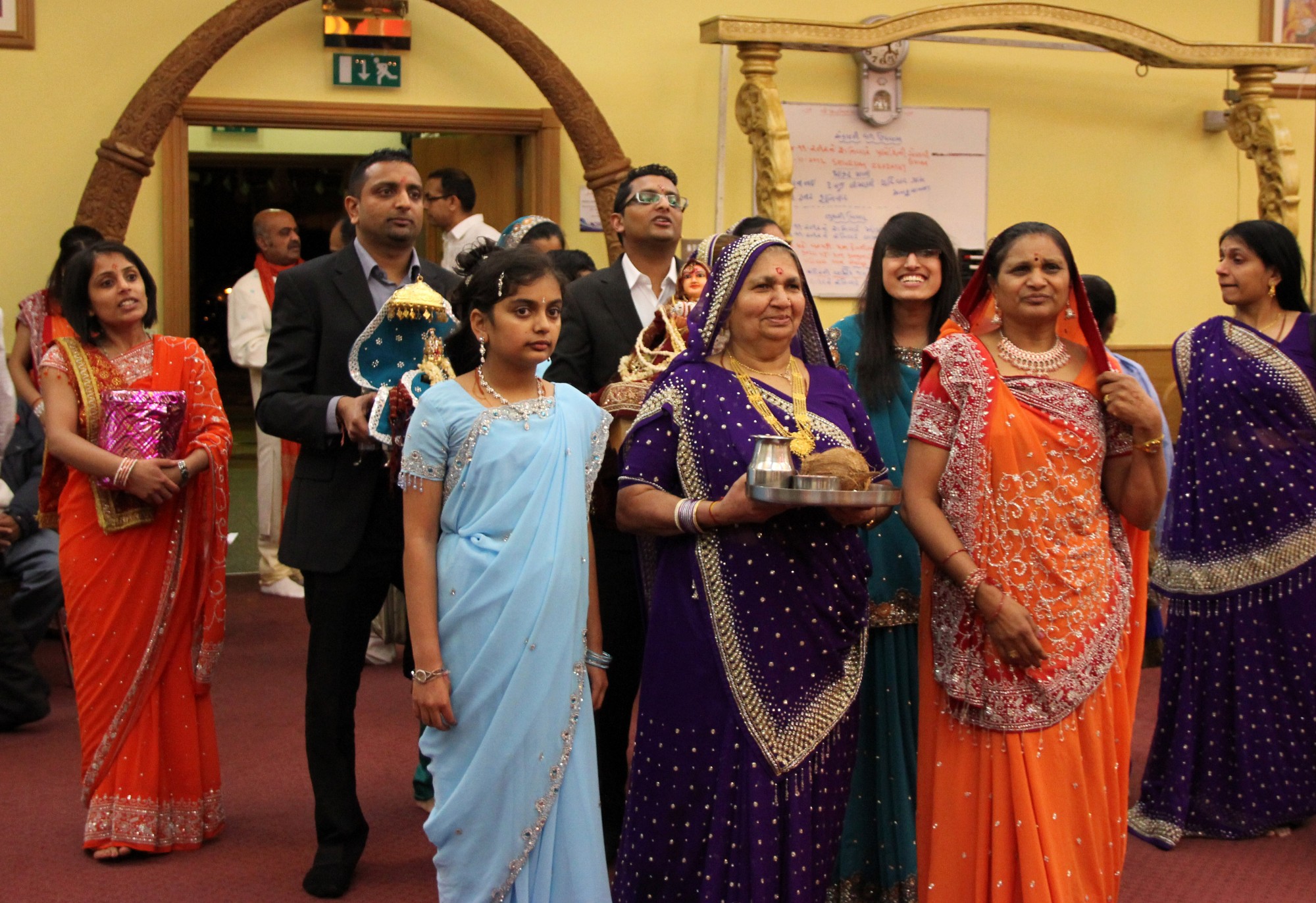 ©1987-2017 SKS Swaminarayan Temple East London