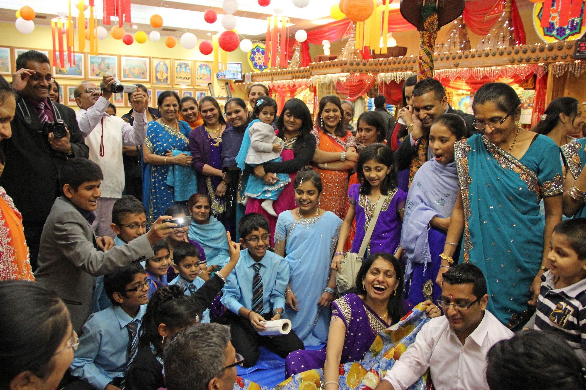 ©1987-2017 SKS Swaminarayan Temple East London