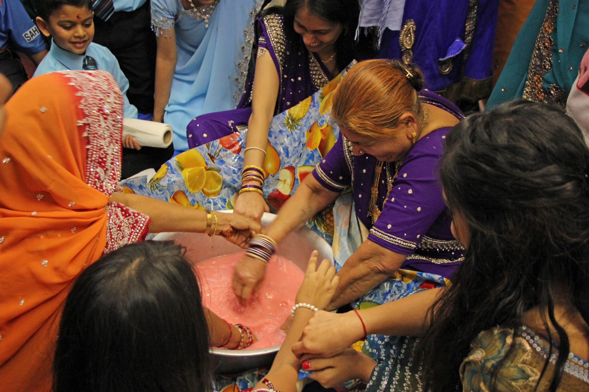©1987-2017 SKS Swaminarayan Temple East London