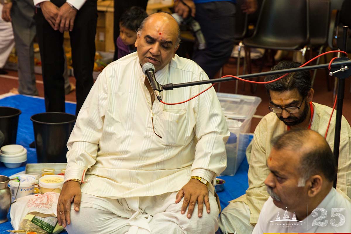 ©1987-2017 SKS Swaminarayan Temple East London