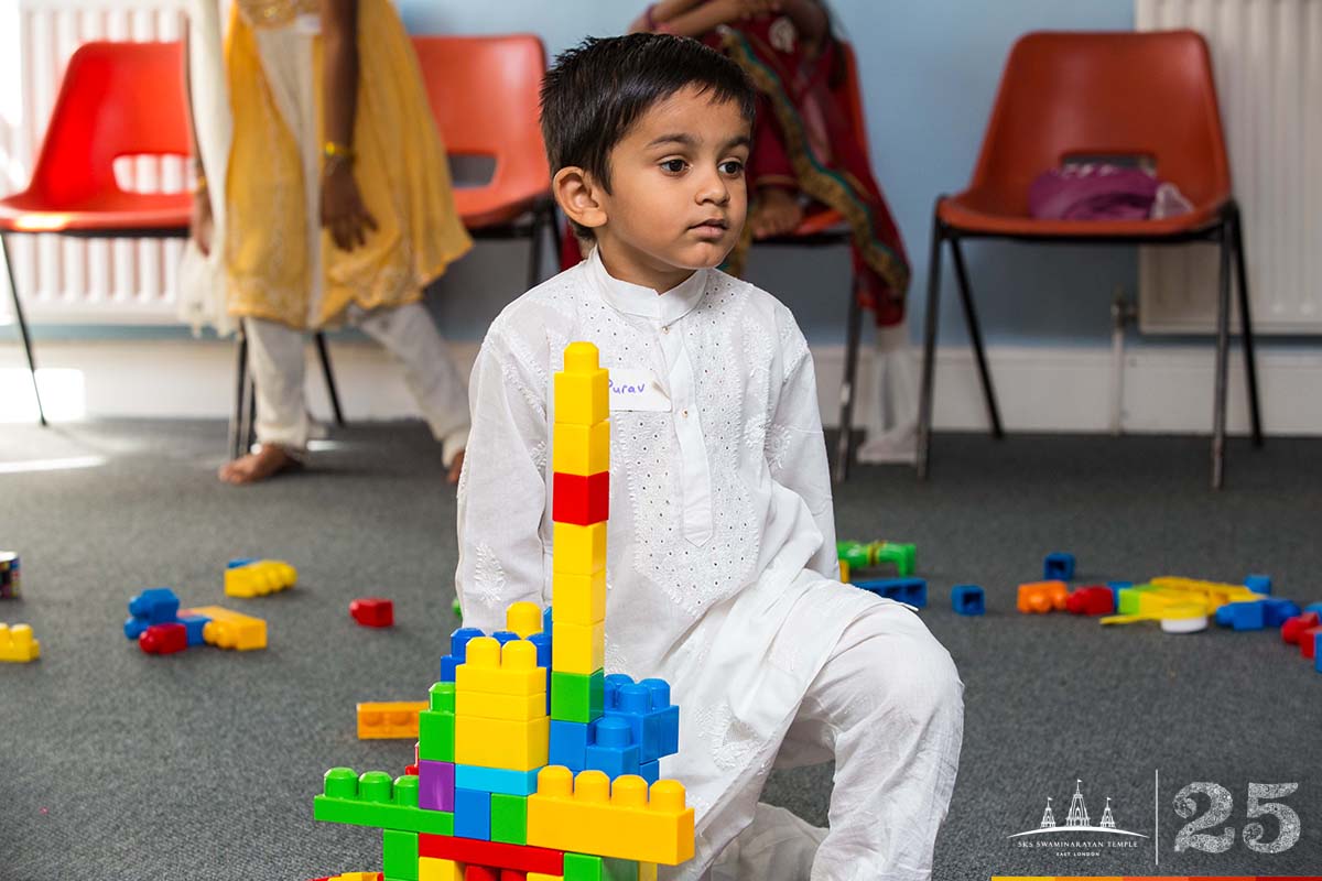 ©1987-2017 SKS Swaminarayan Temple East London