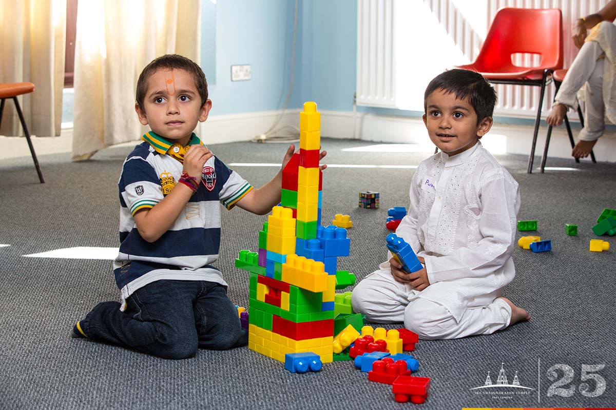 ©1987-2017 SKS Swaminarayan Temple East London