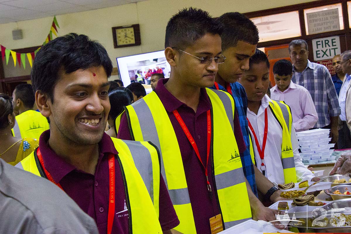©1987-2017 SKS Swaminarayan Temple East London