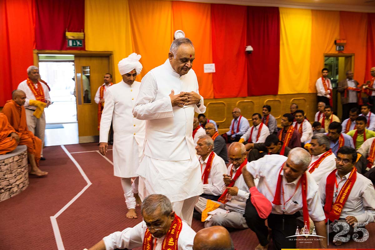 ©1987-2017 SKS Swaminarayan Temple East London