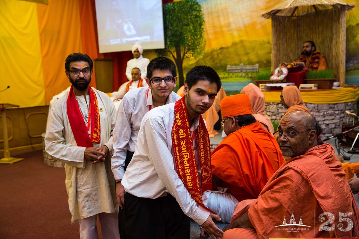 ©1987-2017 SKS Swaminarayan Temple East London