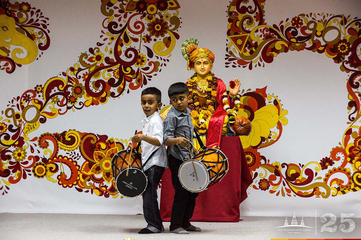 ©1987-2017 SKS Swaminarayan Temple East London