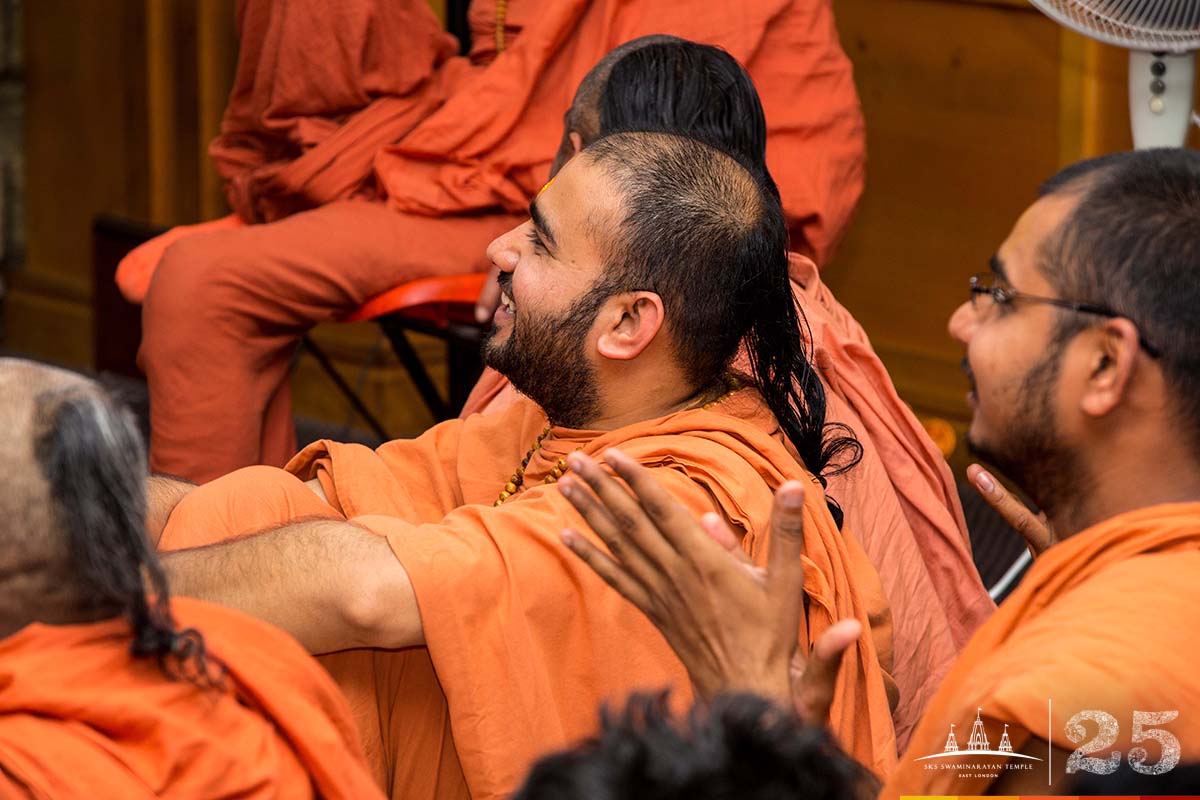 ©1987-2017 SKS Swaminarayan Temple East London