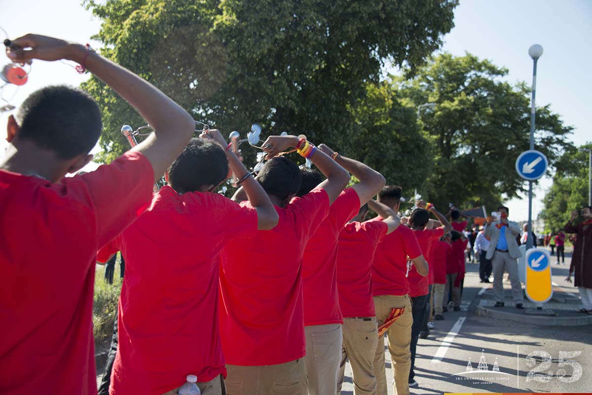 045 - ©1987-2017 SKS Swaminarayan Temple East London