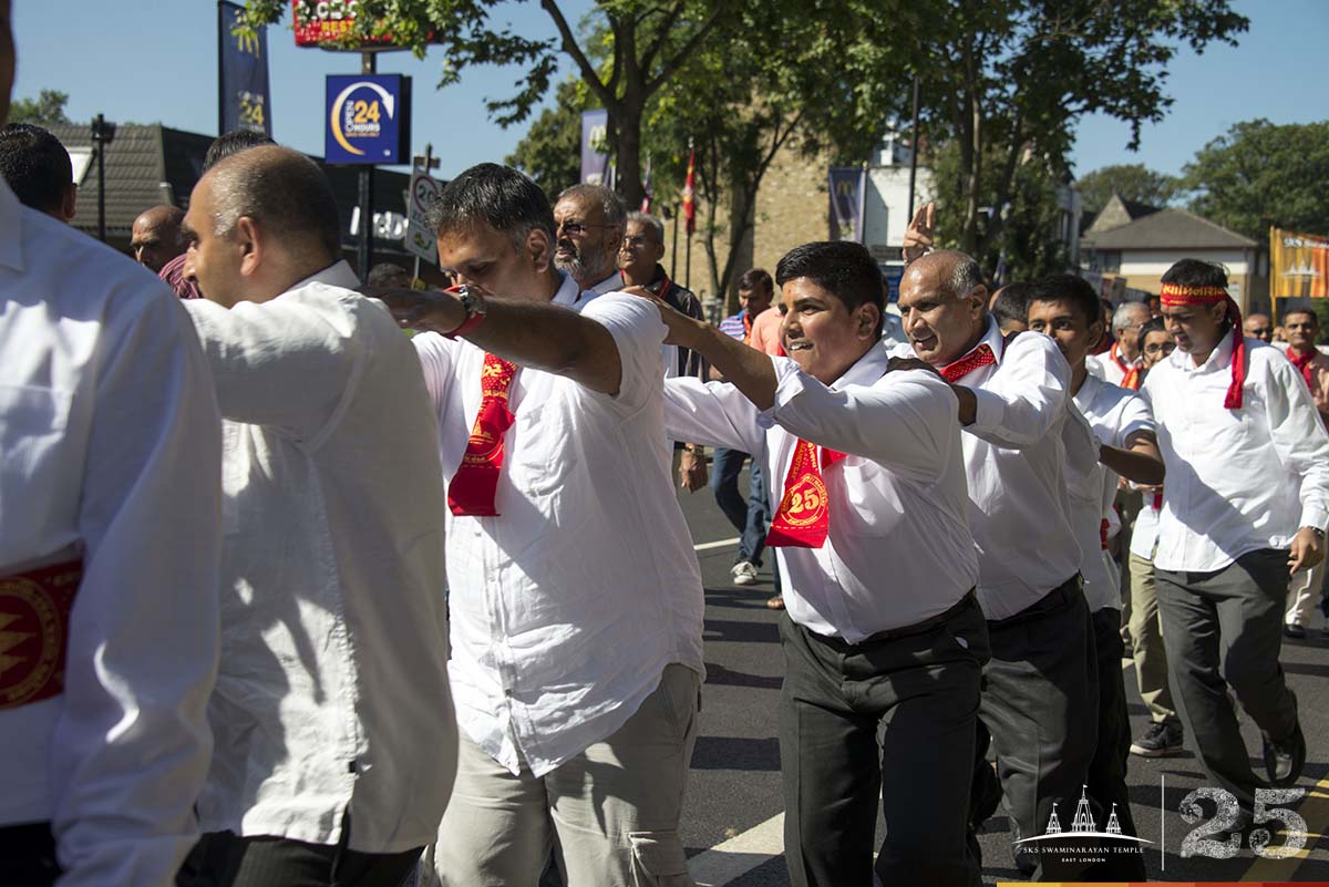 055 - ©1987-2017 SKS Swaminarayan Temple East London