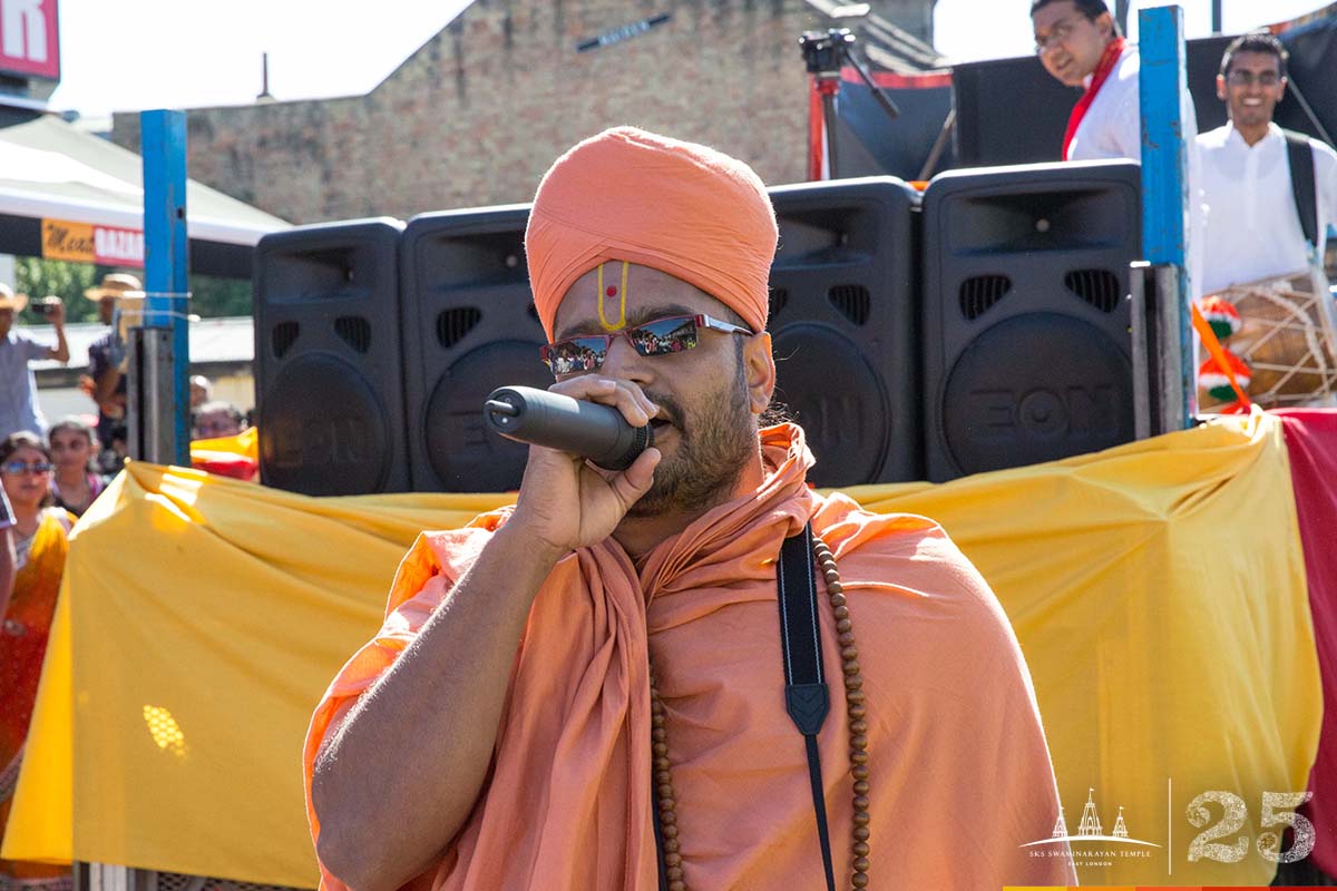 072 - ©1987-2017 SKS Swaminarayan Temple East London