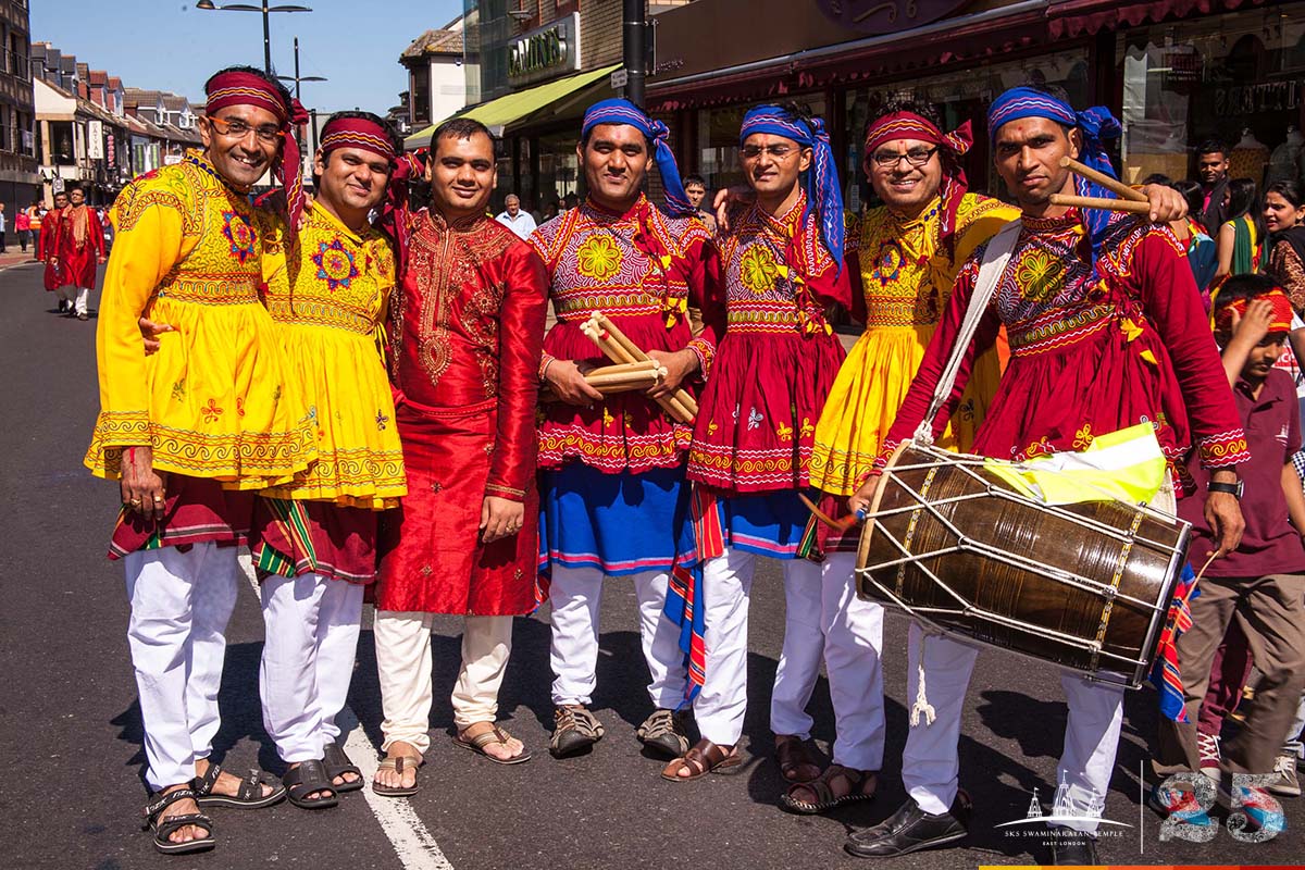 102 - ©1987-2017 SKS Swaminarayan Temple East London