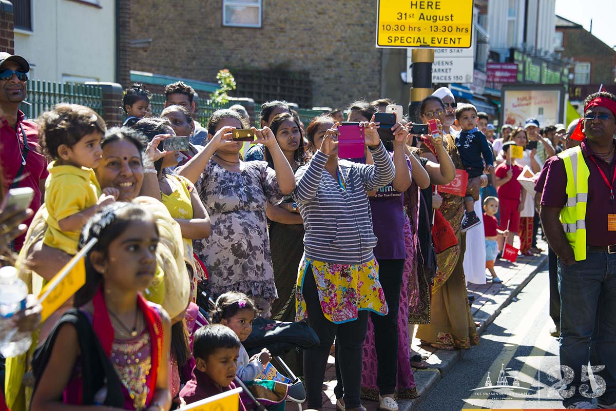 105 - ©1987-2017 SKS Swaminarayan Temple East London