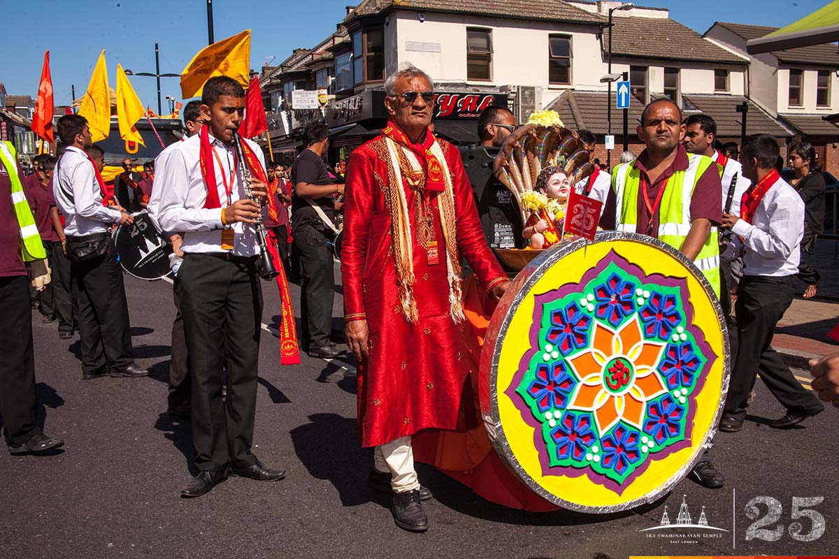 111 - ©1987-2017 SKS Swaminarayan Temple East London