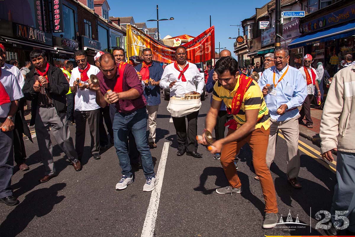 120 - ©1987-2017 SKS Swaminarayan Temple East London