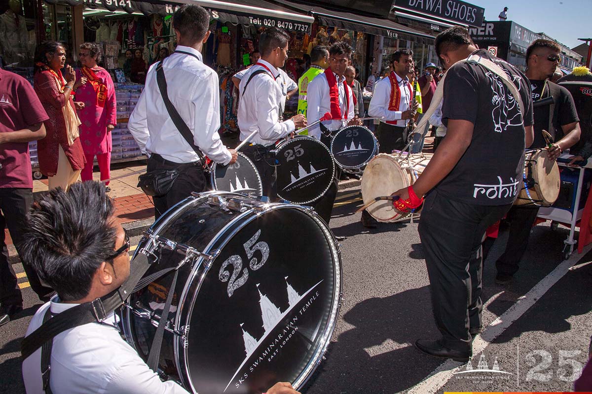 121 - ©1987-2017 SKS Swaminarayan Temple East London