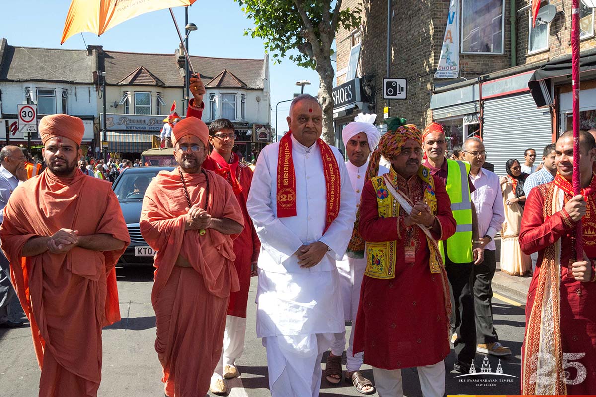 125 - ©1987-2017 SKS Swaminarayan Temple East London