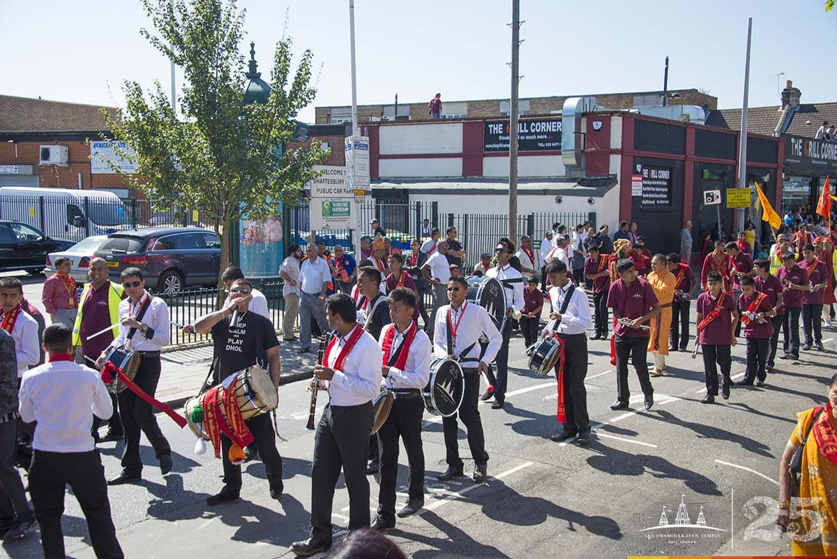 127 - ©1987-2017 SKS Swaminarayan Temple East London