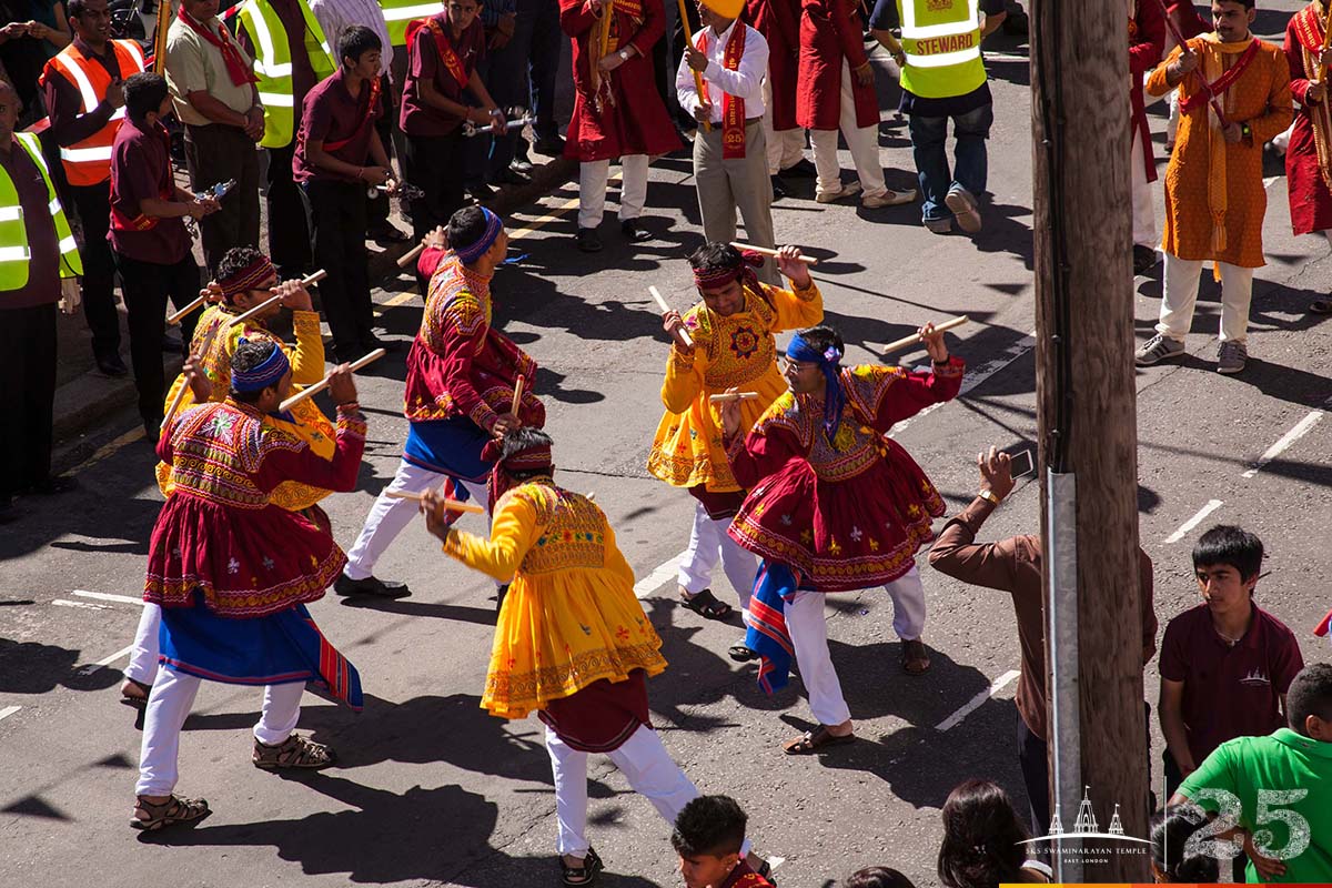 134 - ©1987-2017 SKS Swaminarayan Temple East London