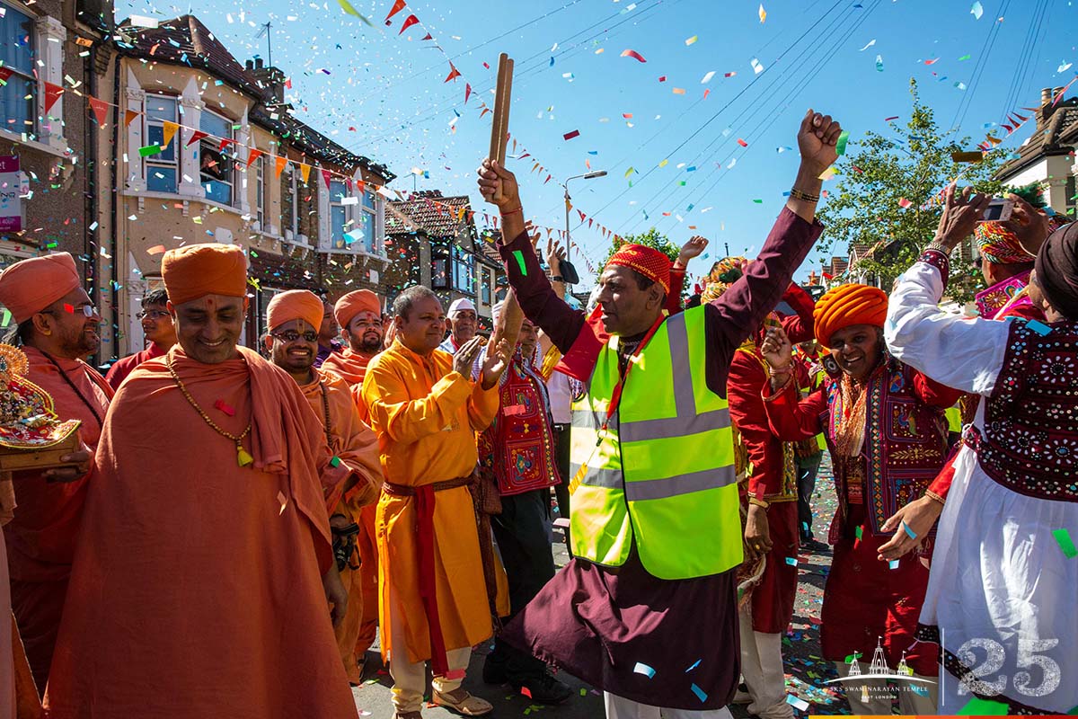 148 - ©1987-2017 SKS Swaminarayan Temple East London