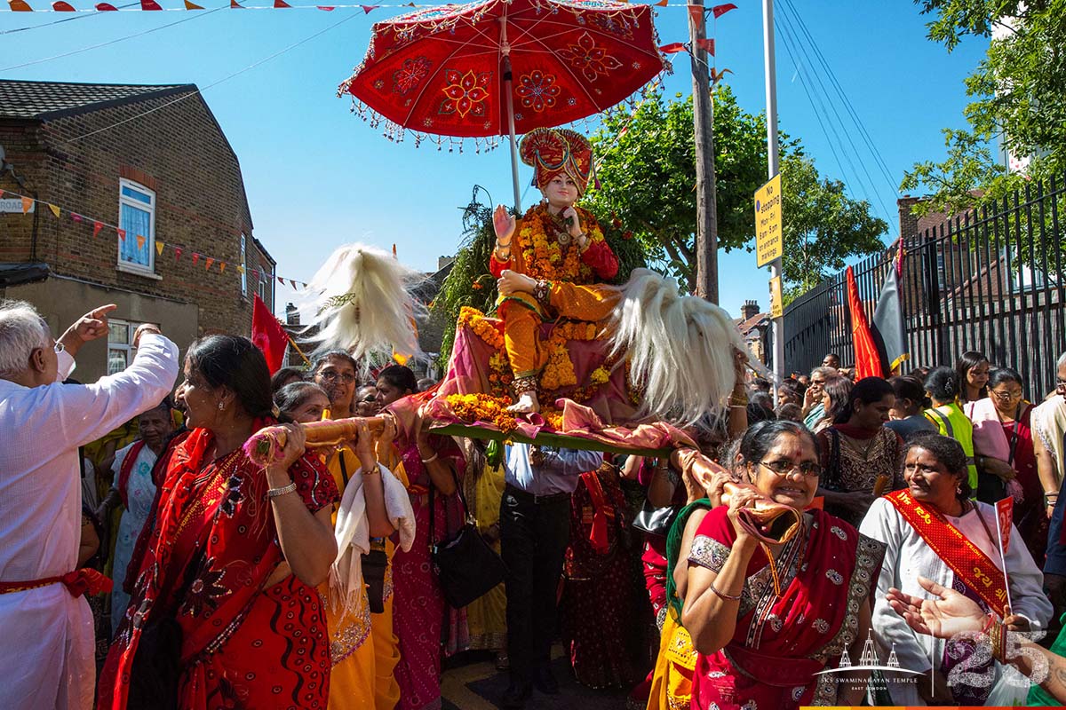 200 - ©1987-2017 SKS Swaminarayan Temple East London