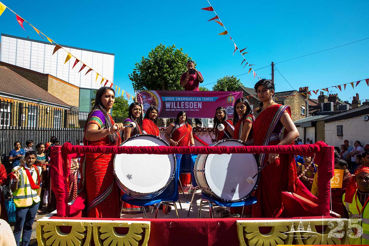 201 - ©1987-2017 SKS Swaminarayan Temple East London