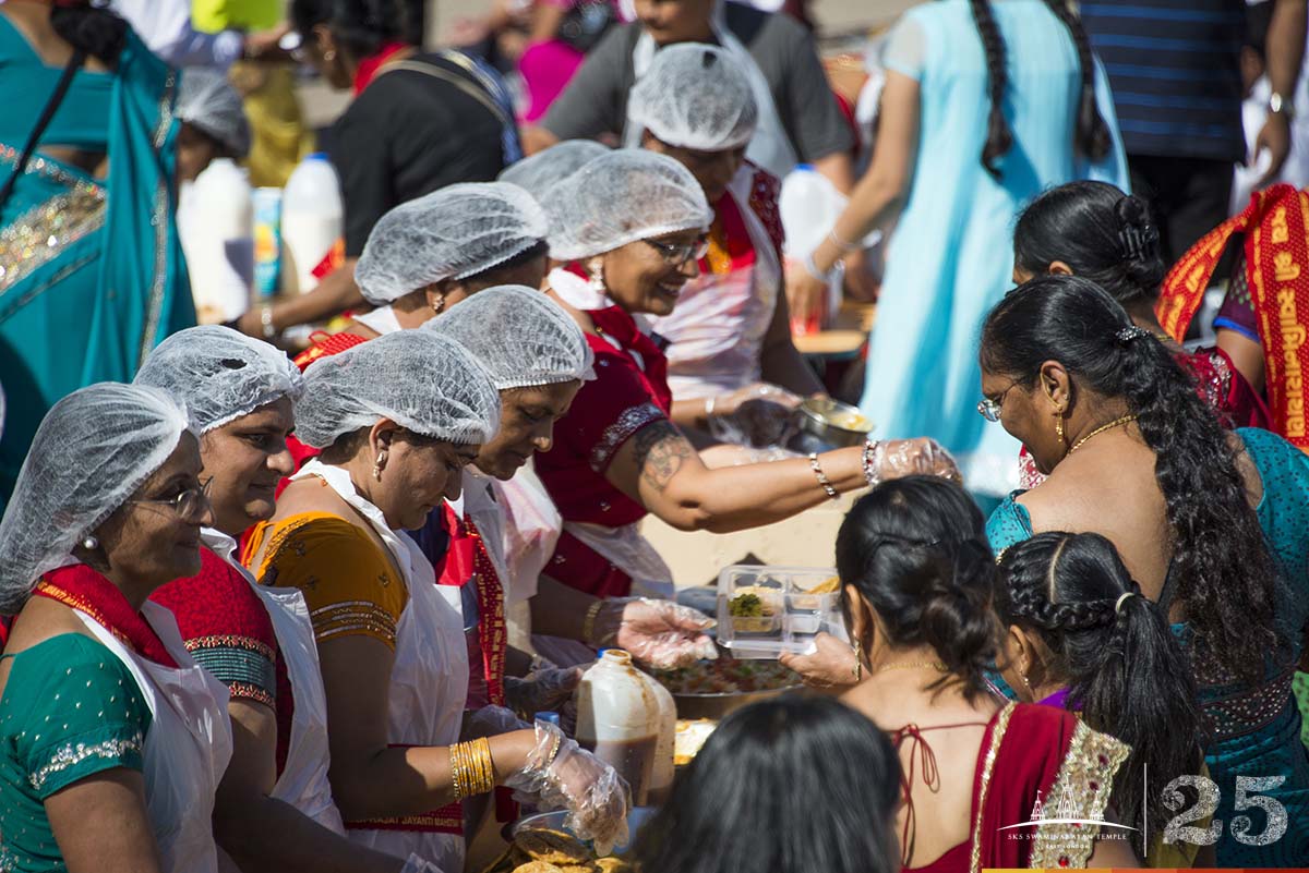 211 - ©1987-2017 SKS Swaminarayan Temple East London