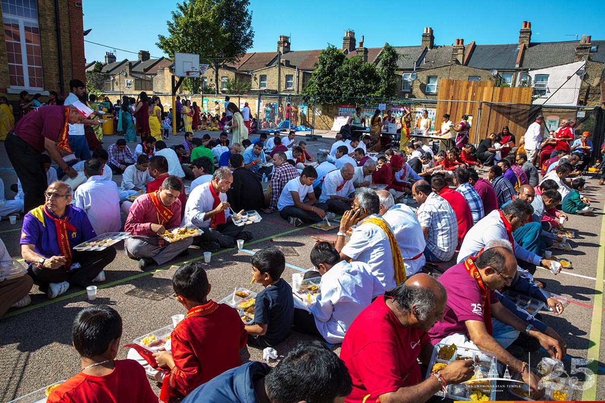 214 - ©1987-2017 SKS Swaminarayan Temple East London