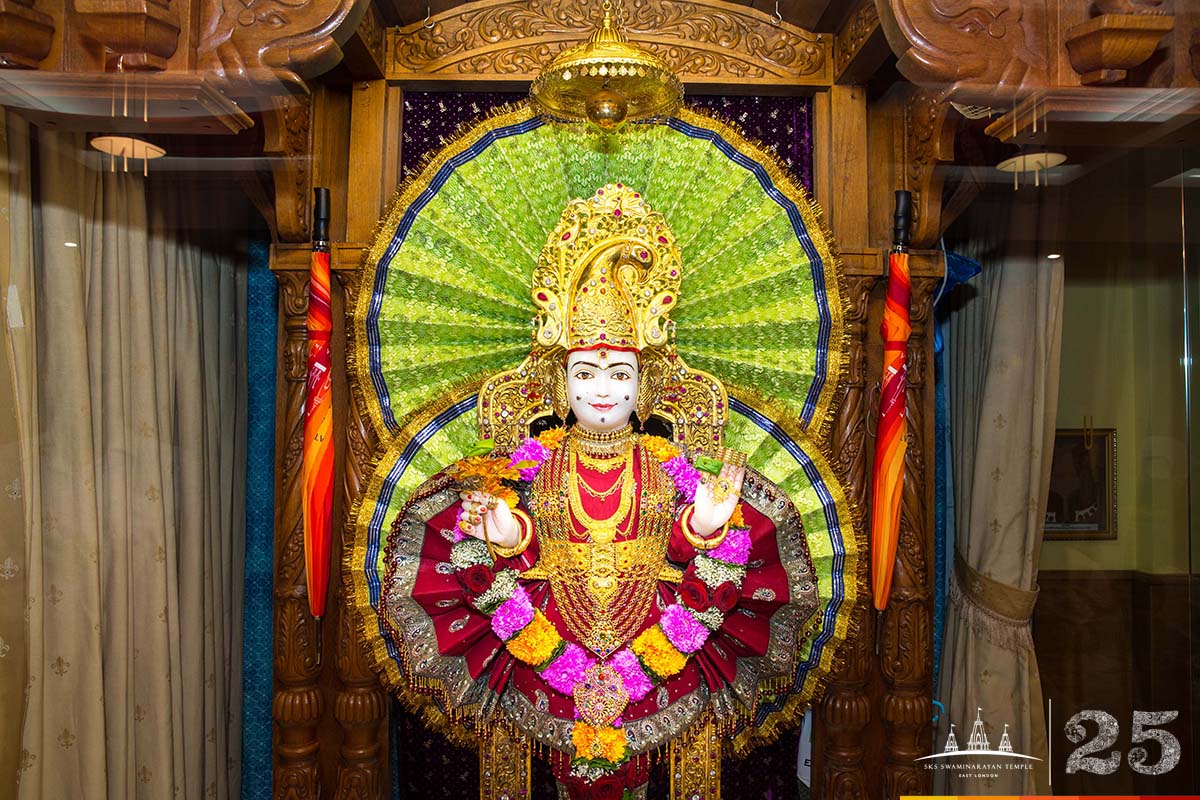 218 - ©1987-2017 SKS Swaminarayan Temple East London