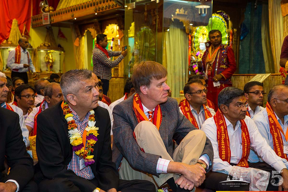 224 - ©1987-2017 SKS Swaminarayan Temple East London