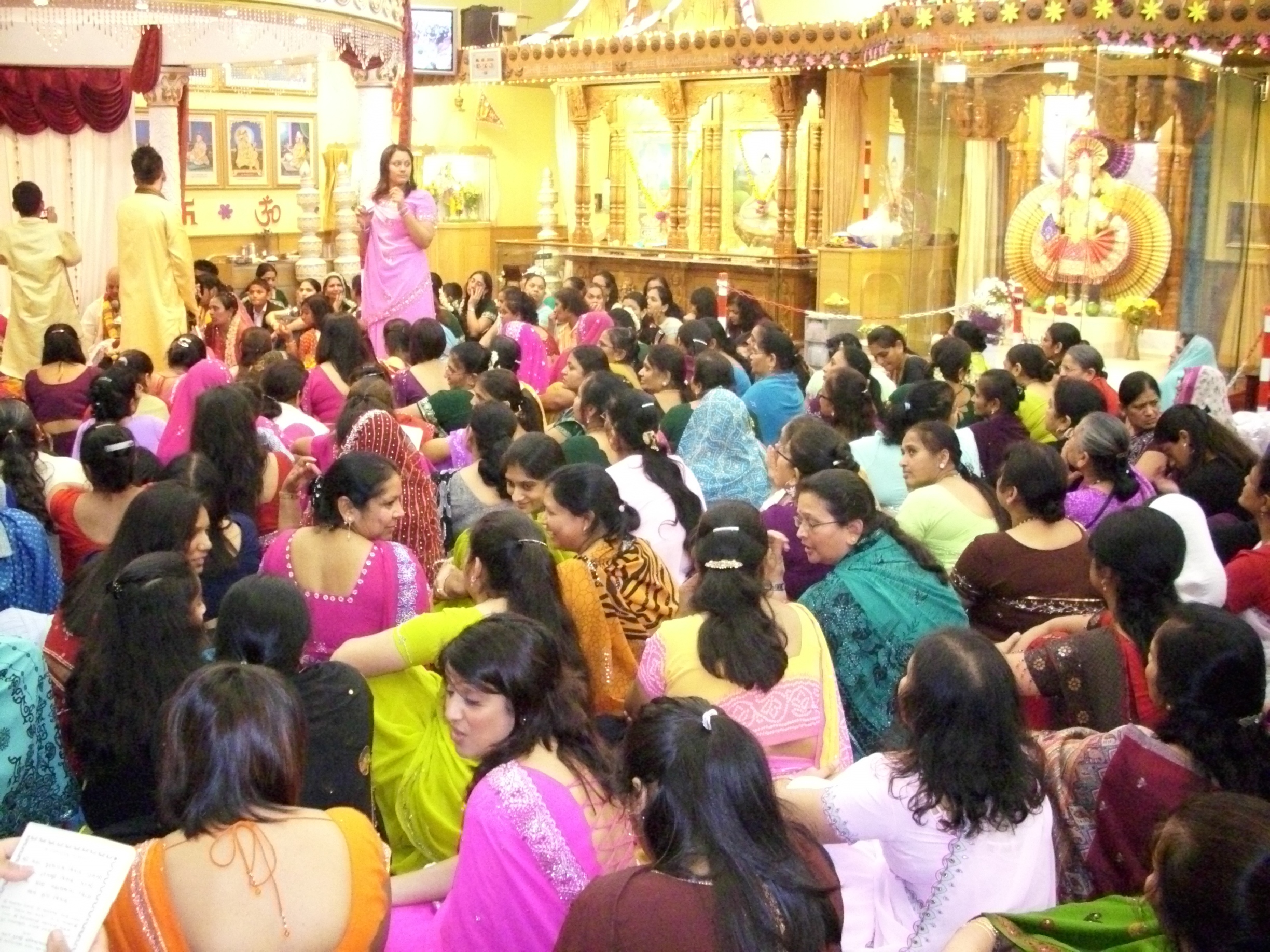 ©1987-2017 SKS Swaminarayan Temple East London