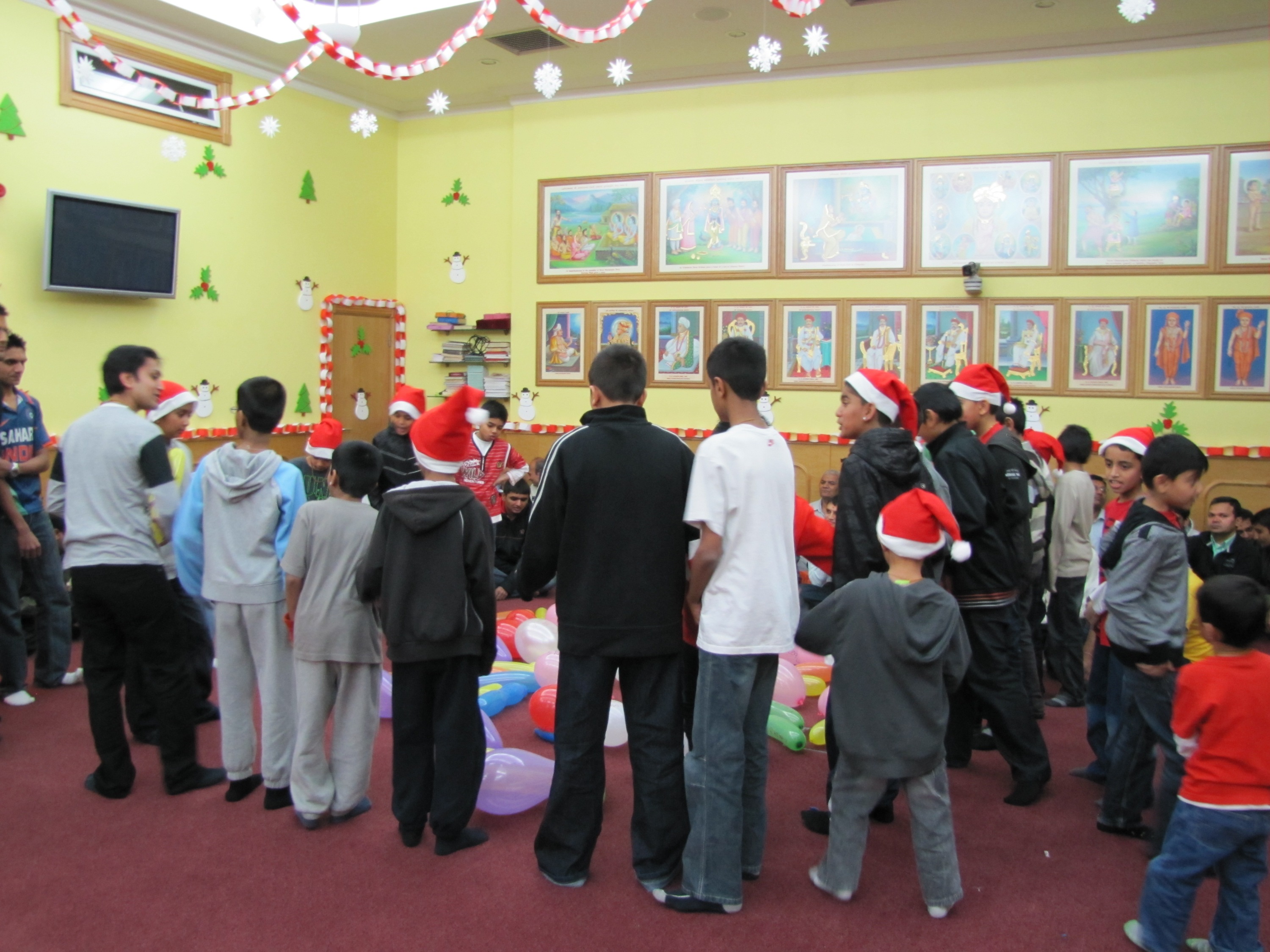 ©1987-2017 SKS Swaminarayan Temple East London