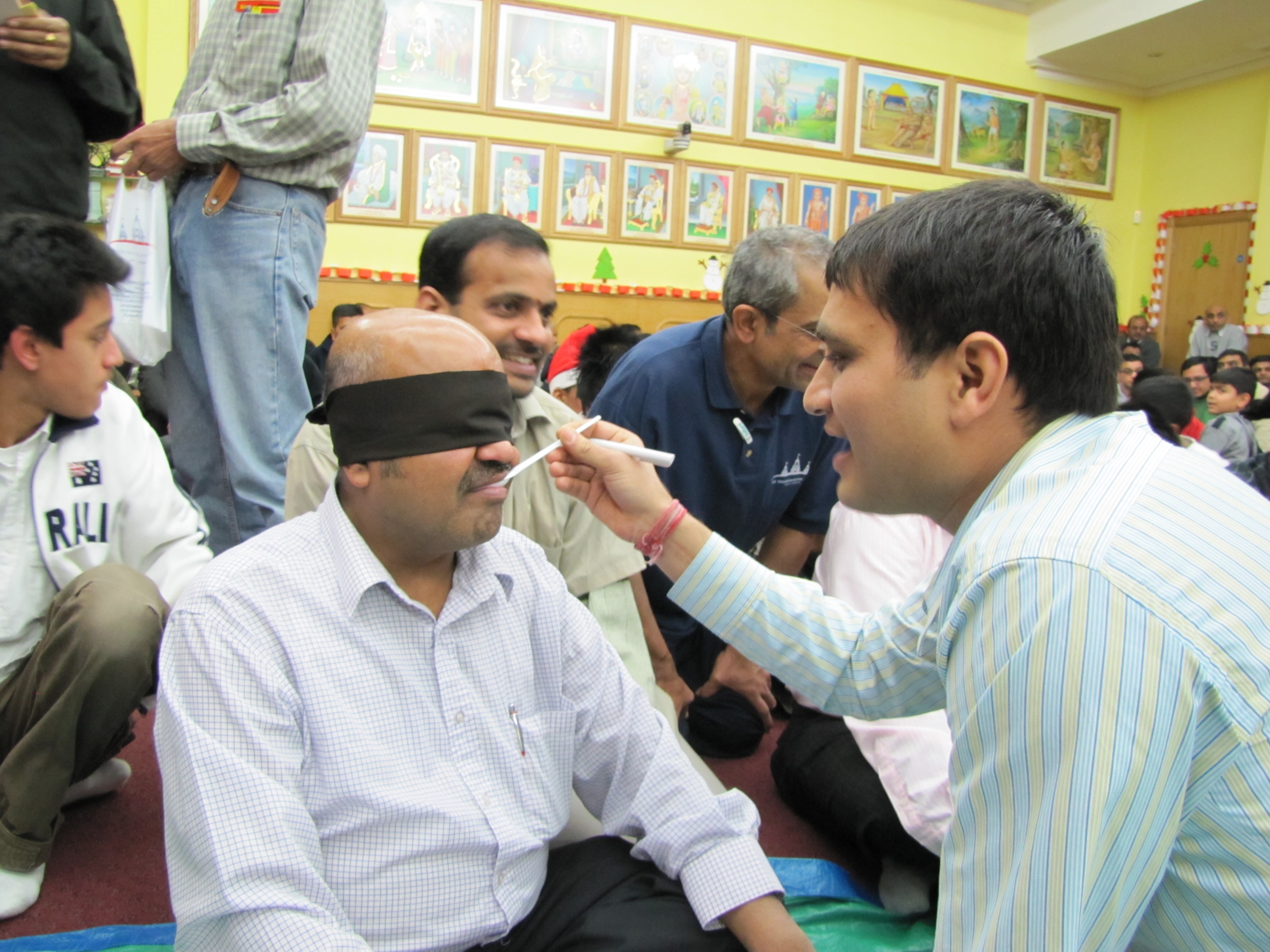 ©1987-2017 SKS Swaminarayan Temple East London