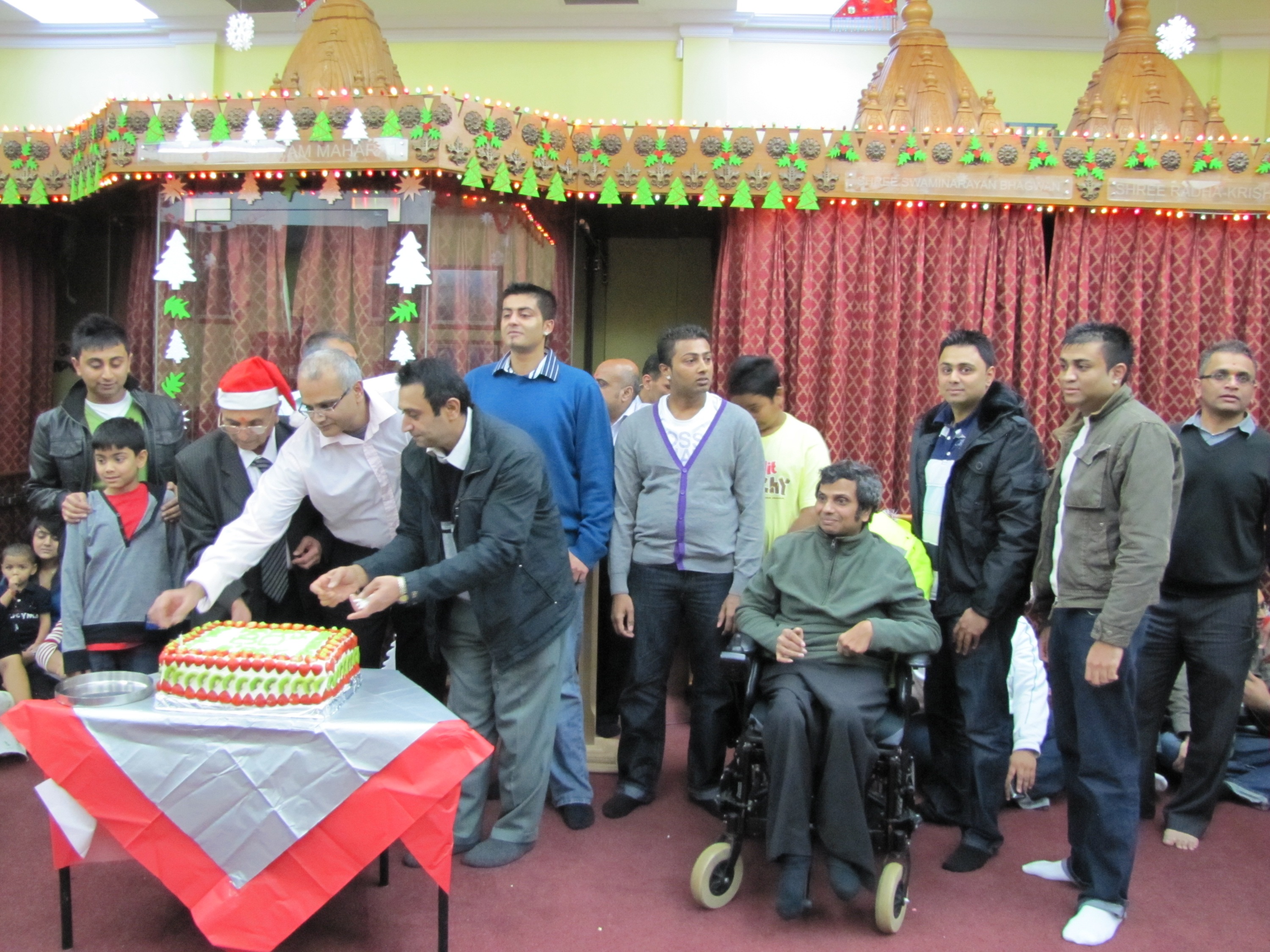 ©1987-2017 SKS Swaminarayan Temple East London