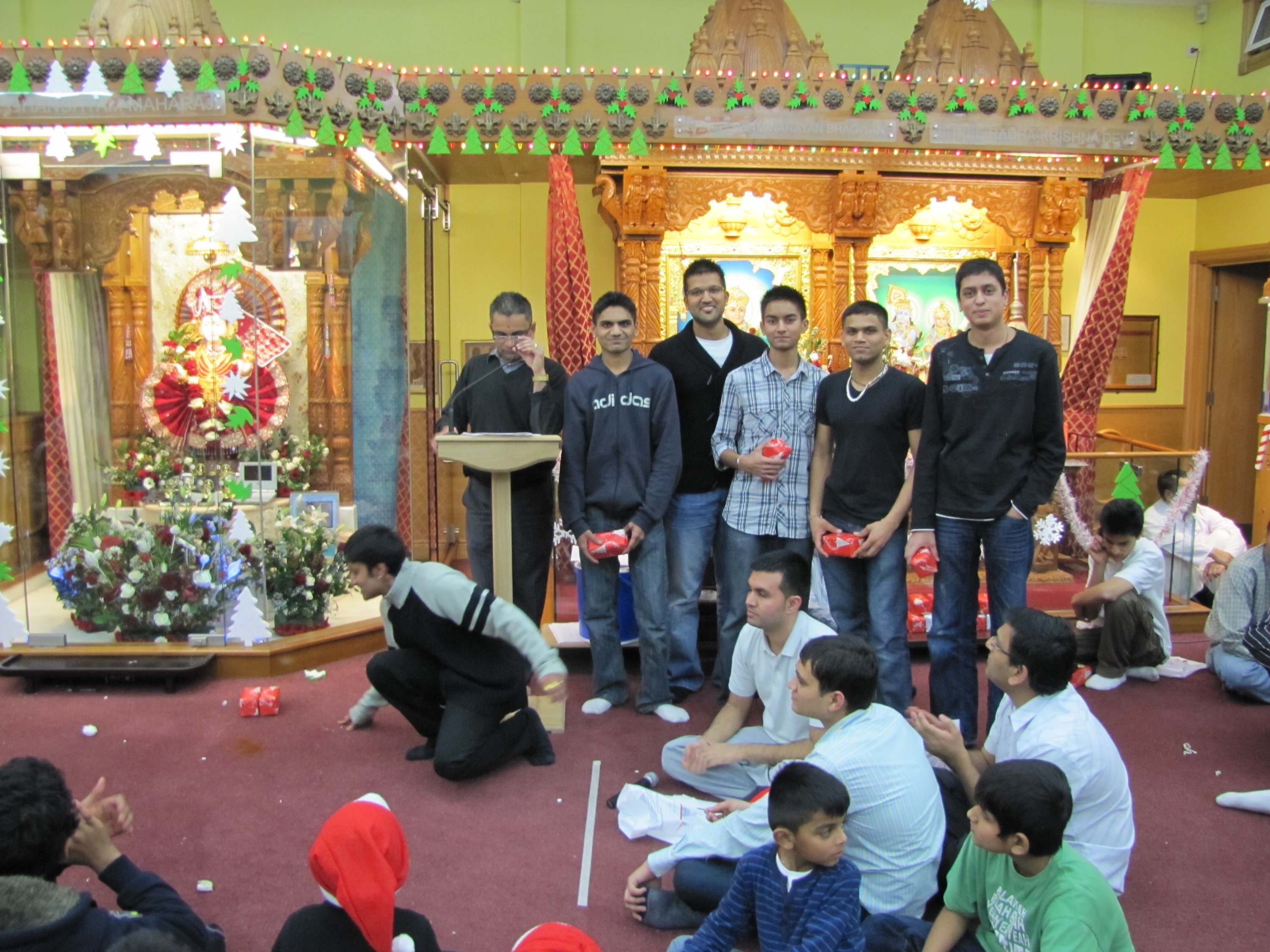 ©1987-2017 SKS Swaminarayan Temple East London