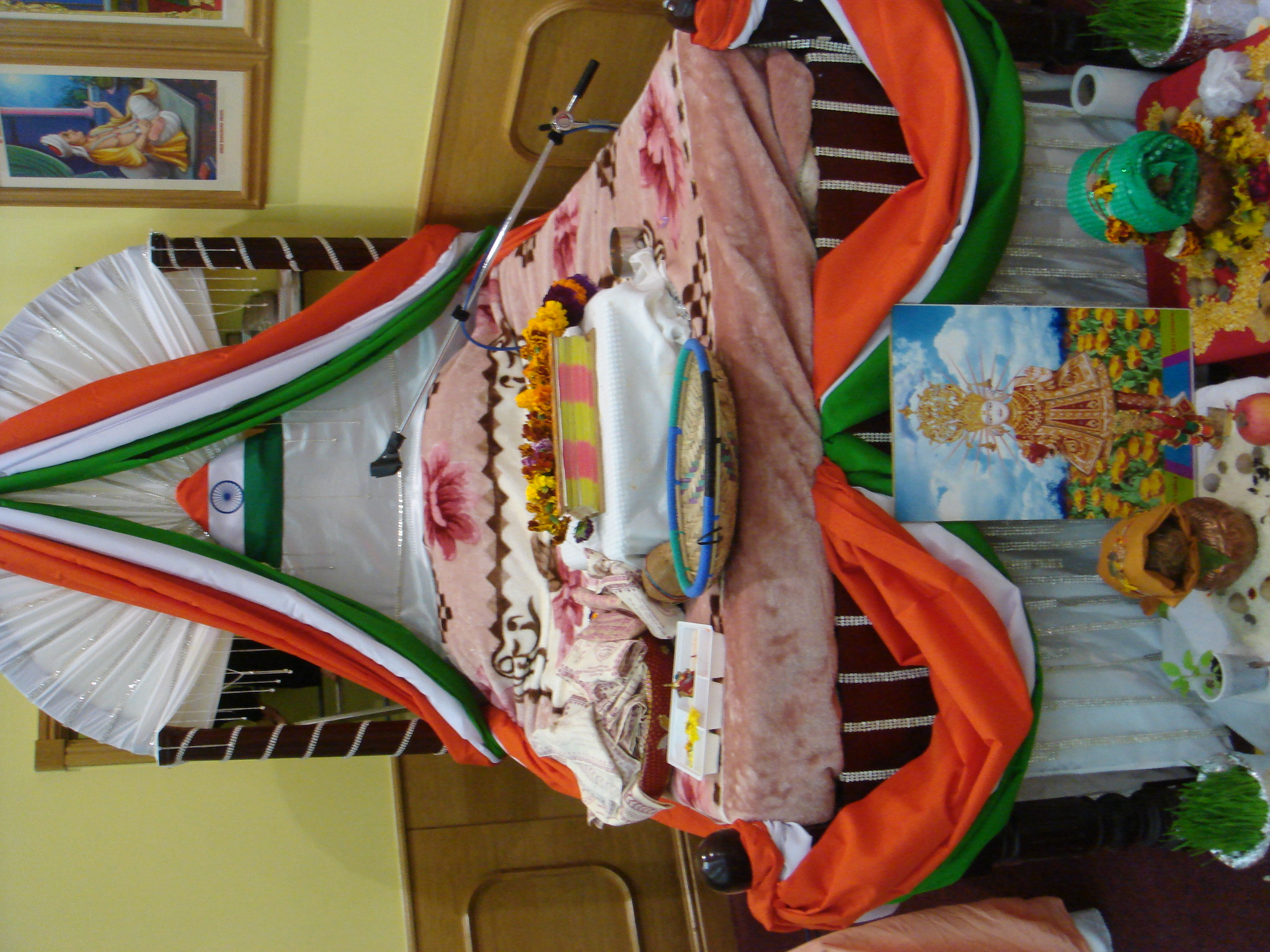 ©1987-2017 SKS Swaminarayan Temple East London