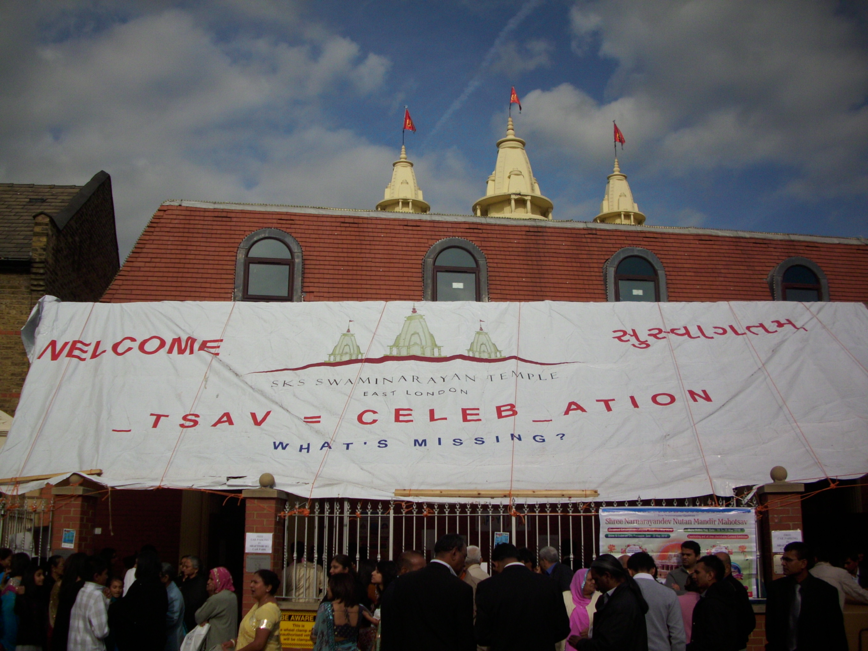 ©1987-2017 SKS Swaminarayan Temple East London