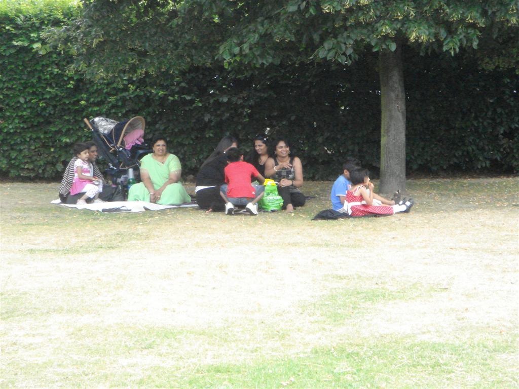©1987-2017 SKS Swaminarayan Temple East London