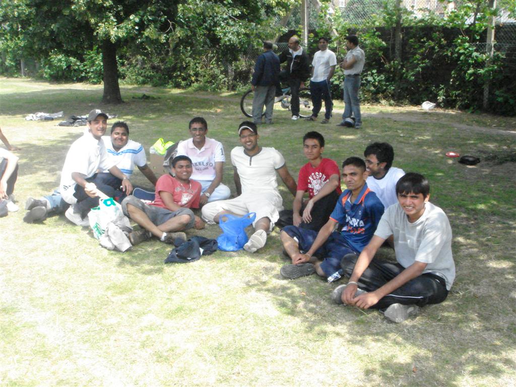 ©1987-2017 SKS Swaminarayan Temple East London