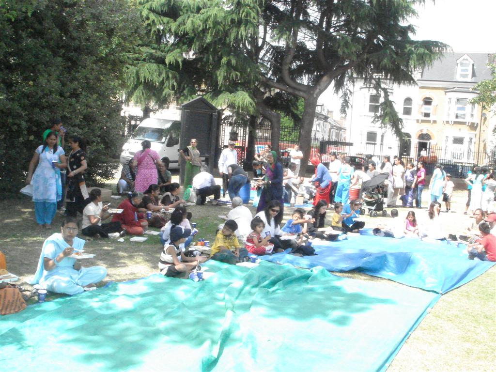 ©1987-2017 SKS Swaminarayan Temple East London