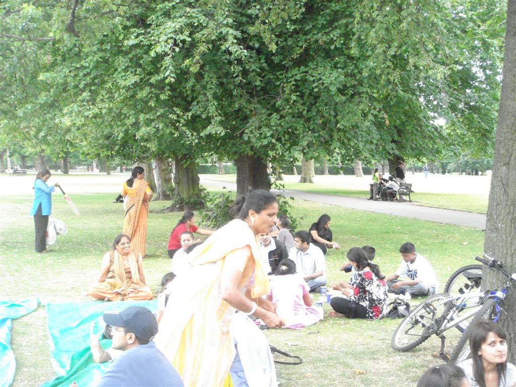 ©1987-2017 SKS Swaminarayan Temple East London