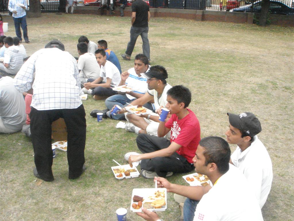 ©1987-2017 SKS Swaminarayan Temple East London