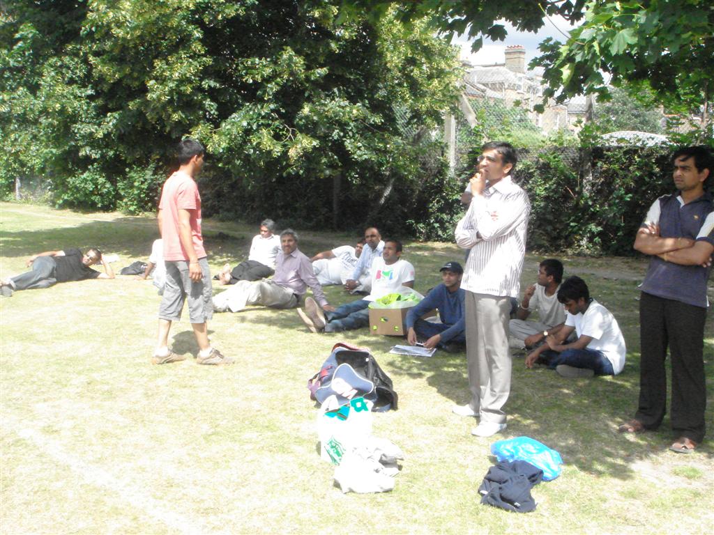 ©1987-2017 SKS Swaminarayan Temple East London