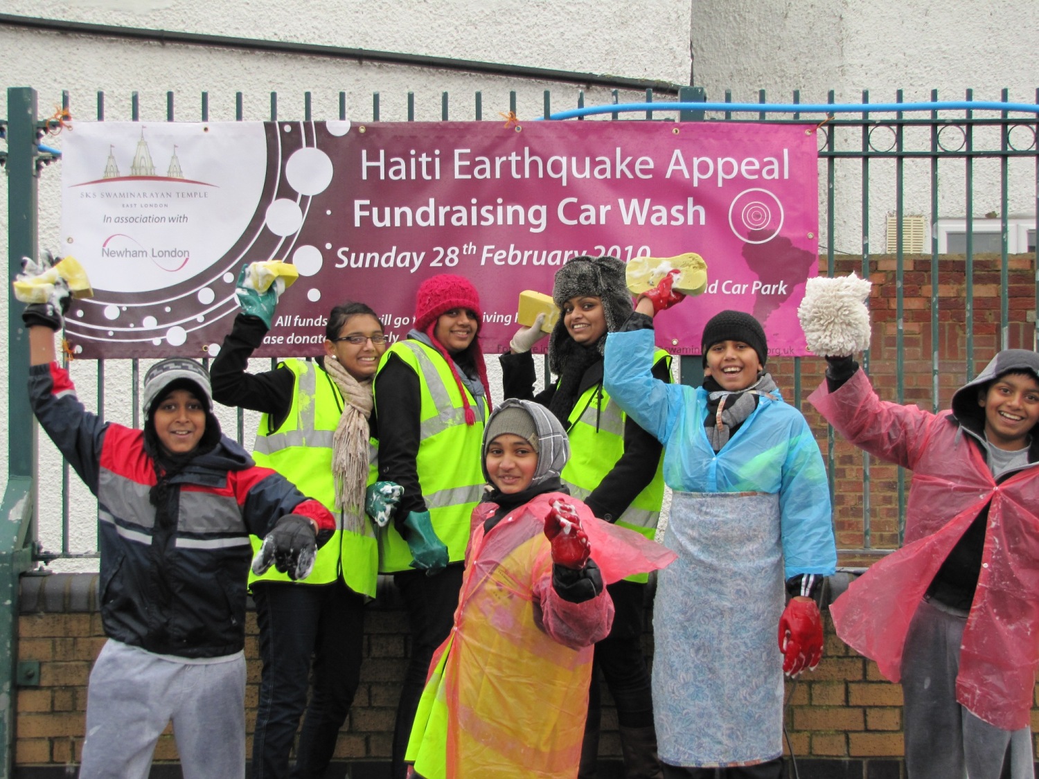 ©1987-2017 SKS Swaminarayan Temple East London