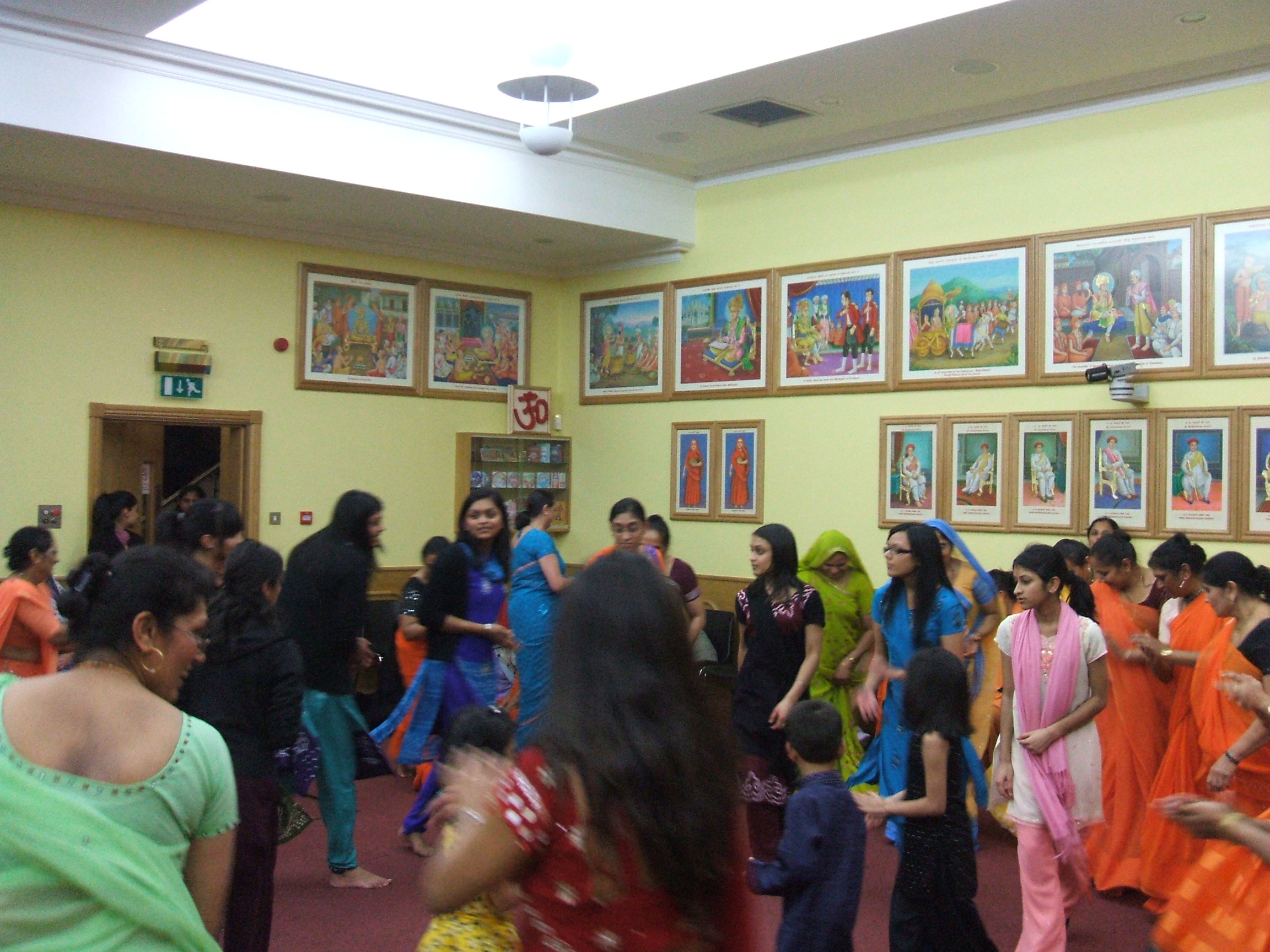 ©1987-2017 SKS Swaminarayan Temple East London