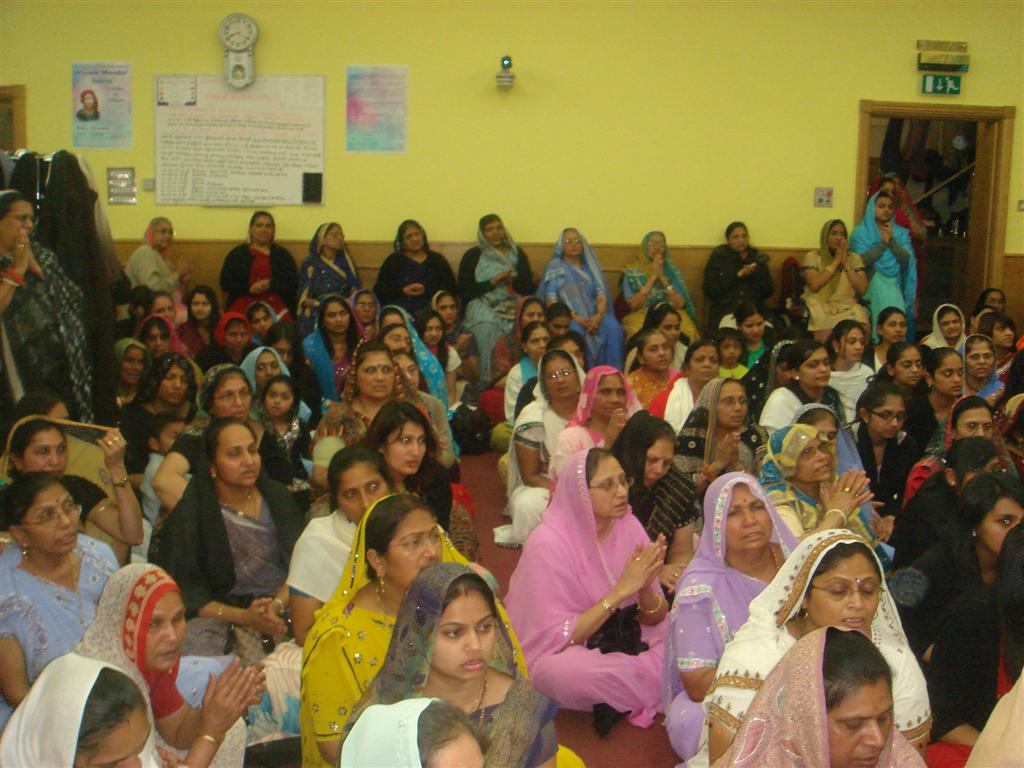 ©1987-2017 SKS Swaminarayan Temple East London